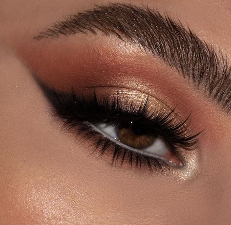 Burnt Orange Smokey Eye Makeup, Auburn Makeup Looks, Rust Makeup Look Wedding, Cinnamon Eye Makeup, Rust Eye Makeup, Autumn Bridesmaid Makeup, Rusty Eyeshadow Looks, Autumn Wedding Makeup Brown Eyes, Fall Bride Makeup Brown Eyes