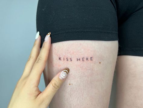 Kiss
Kiss here
😘 
Script tattoo 
Script Scar Like Tattoo, Tattoo On Scar, Kiss Here Tattoo, Scars Tattoo, Tattoo Over Scar, Script Tattoo, Scar Tattoo, U Kiss, Tattoo Script