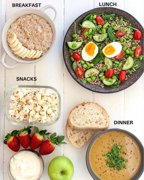 Dietitian Approved Breakfast, Day On A Plate, Healthy Snacks Whole Foods, Healthy Breakfast Plate, Whole Foods Dinner, Healthy Snack Plate, Whole Food Lunch, Whole Grain Recipes, Healthy Daily Meals