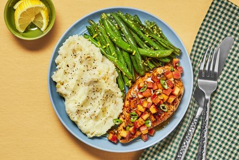 Brown Sugar Bourbon Chicken, Golo Recipes, Bourbon Chicken Recipe, Bourbon Chicken, Fresh Meals, Green Beans And Potatoes, Hello Fresh Recipes, Dinner Plans, Calorie Meals