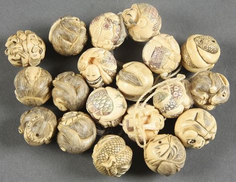 Ojime Beads Ojime Beads, Japanese Inro, Japanese Netsuke, Ancient Beads, Japanese Beads, Art Appliqué, Ukiyo E, Bone Carving, Jade Carving