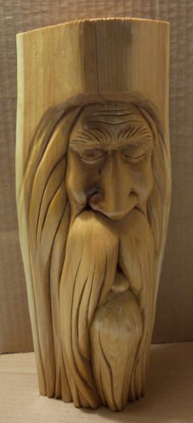 Wood Carving Faces, Simple Wood Carving, Face Carving, Wood Spirit, Dremel Wood Carving, Tree Carving, Chainsaw Carving, Carving Patterns, Wood Carving Designs