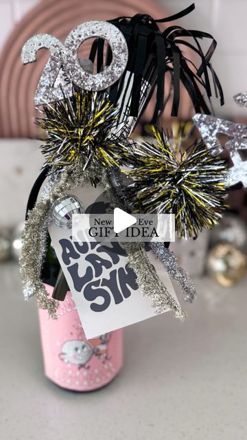 Sierra Miller | Content Creator on Instagram: "NYE Neighbor Gift Idea 🪩 This would also be perfect if you’re ringing in the new year at home or as a hostess gift if you’re attending a NYE party! Tags from @threadmama_story 🕺🏻 . . . . . #nye #nye2024 #newyears #newyearseve #newyearseve2024 #happynewyear #neighborgifts #neighborgiftideas #nyegift #nyeparty #newyears2024 #nyepartydecor" New Year At Home, Nye Party Decorations, Ringing In The New Year, Nye Party, Neighbor Gifts, New Year’s Eve, Hostess Gifts, New Years Eve, Content Creator