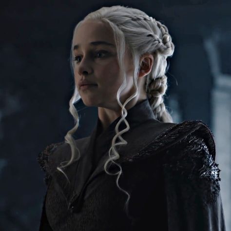 Daenerys Targaryen Aesthetic, Fate Grand Order Lancer, Daenerys Targaryen Icons, Emilia Clarke Daenerys Targaryen, Queen Of Dragons, Game Of Thrones Poster, Rose Leslie, Targaryen Aesthetic, Scenery Background