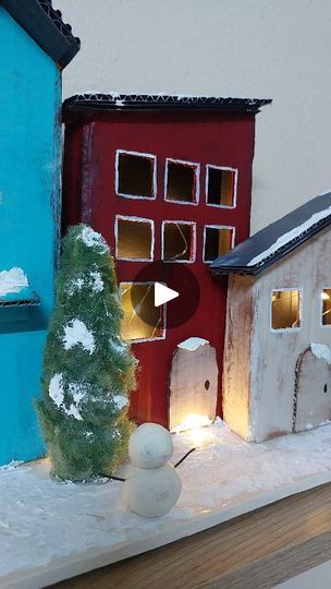 Paper Winter Village, Cardboard House Christmas Village, Paper Village Christmas, Cardboard Christmas Houses Diy, Cardboard Christmas Crafts, Cardboard Christmas Village, Christmas Village Ideas, Christmas Village Diy, Diy Christmas Village Houses