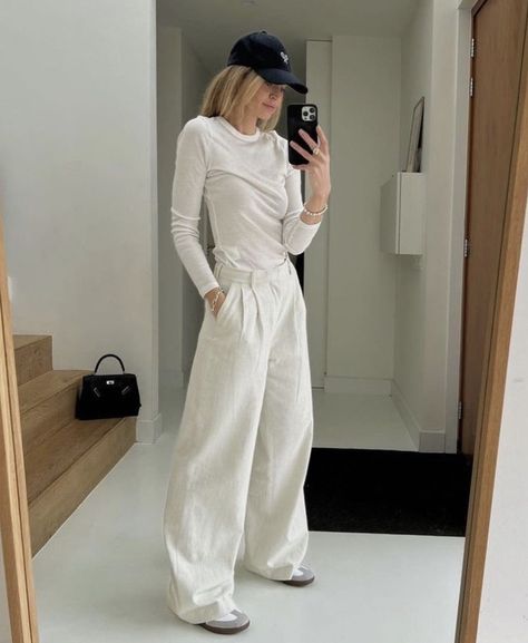 Linnebyxor Outfit, All White Party Outfits, Minimalist Moda, White Party Outfit, Outfit Ideas For Spring, Wide Leg Pants Outfit, All White Outfit, Cute Spring Outfits, Stil Inspiration