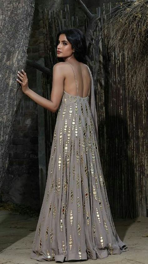 Gown For Cocktail Party Indian, Cocktail Party Dress Indian, Cocktail Lehenga Outfit, Cocktail Indian Outfits, Indian Cocktail Outfit, Cocktail Dress Indian, Cocktail Party Outfit Indian, Party Wear Indian Dresses Designer, Cocktail Dress Indian Wedding