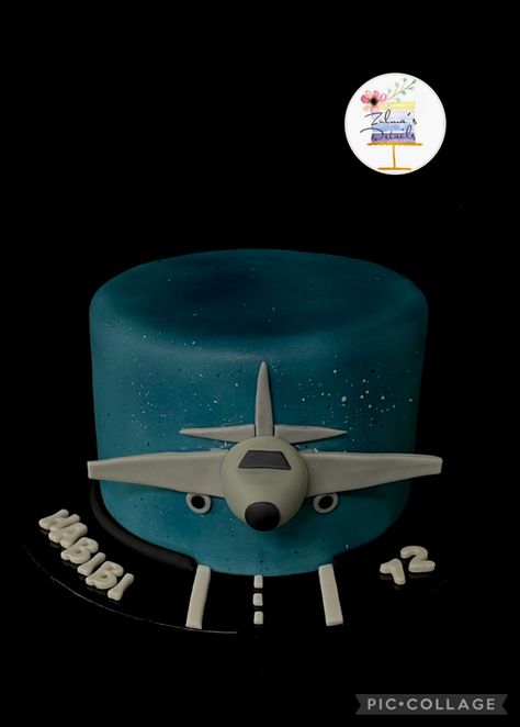 Pilot Retirement Cake, Birthday Cake Airplane, Fighter Jet Cake, Airplane Cupcakes, Airplane Birthday Cakes, Airplane Cake, Travel Cake, Teen Cakes, Diy Coffee Bar