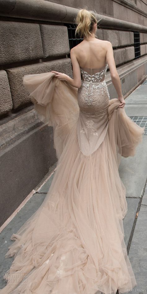 inbal dror 2016 strapless sweetheart fit flare mermaid wedding dress taupe color train style 05 bkv Split Wedding Dress, Inbal Dror, 2016 Wedding Dresses, Wedding Dress Train, Wedding Dresses Strapless, Beauty Dress, Fall Wedding Dresses, Colored Wedding Dresses, Dresses Elegant