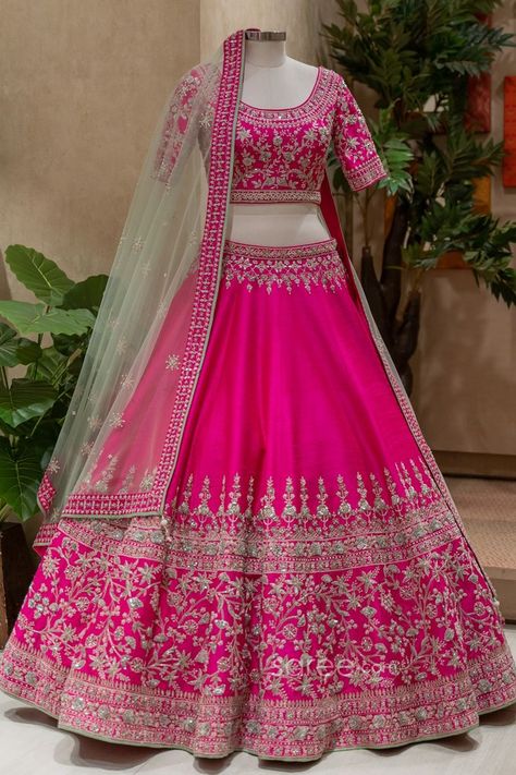 Lahnga In Pink Colour, Pink Lahanga Design Latest, Rani Pink Lehenga Jewellery Ideas, Pink Long Lehenga For Party, Pink Colour Lehenga Choli, Trending Lehenga Designs, Best Indian Wedding Dresses, Latest Bridal Lehenga Designs, Engagement Lehenga