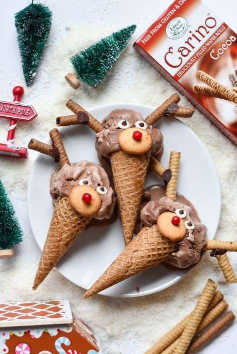 Celebrate the holidays with these frozen Rudolph Ice Cream Cones made with a chocolate ice cream face and Carino gluten free wafer roll antlers. #christmasdessert #funfoodforkids Christmas Ice Cream Flavors, Xmas Ice Cream, Christmas Ice Cream Desserts, Winter Ice Cream, Preschool Nutrition, National Candy Day, Wafer Rolls, Christmas Desert, Christmas Recipes For Kids