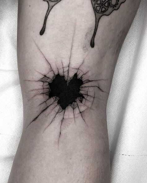 Tato Henna, Creepy Tattoos, Gothic Tattoo, Dark Art Tattoo, Tattoo Style Drawings, Black Ink Tattoos, 문신 디자인, Dope Tattoos, Simplistic Tattoos