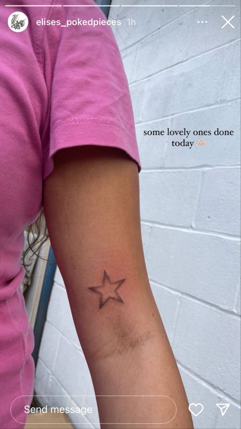 Simple Star Tattoo, Red Star Tattoo, Bday Tattoo, Small Star Tattoos, The Best Tattoos, Self Love Tattoo, Star Tattoo, Dope Tattoos For Women, Poke Tattoo