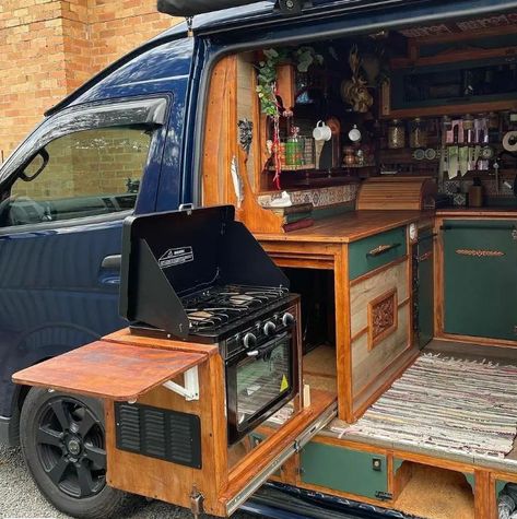 When you have a van that was converted using upcycled materials, not only do you gain a fancy home on wheels, you have a mobile abode that is both beautiful and possesses a strong character. Just check out how gorgeous the shower area is. The shower curtain and the ornately carved wooden panels are incredible! 💖 📷 by @the_silverslug. Check out Lucas' page and learn more about van living in Australia. Combi Hippie, Bil Camping, Fancy Home, Converted Vans, Carved Wooden Panels, Camper Interior Design, Auto Camping, Camper Van Life, Peugeot Expert