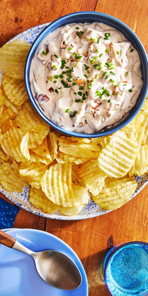 French Onion Fondue Dip, Retro Appetizers, Summertime Appetizers, French Onion Dip Recipe, Homemade French Onion Dip, Onion Dip Recipe, Southern Living Recipes, Delicious Dips, French Onion Dip