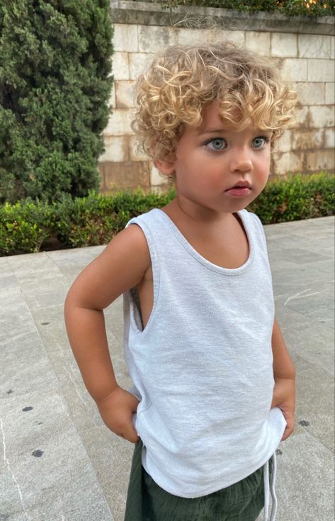 Toddler Boy Curly Haircut, Blonde Hair Blue Eyes Boy, Curly Hair Baby Boy, Toddler Haircut, Hairstyles For Kids Easy, Boys Curly Haircuts, Curly Hair Baby, Twins Boys, Toddler Haircuts