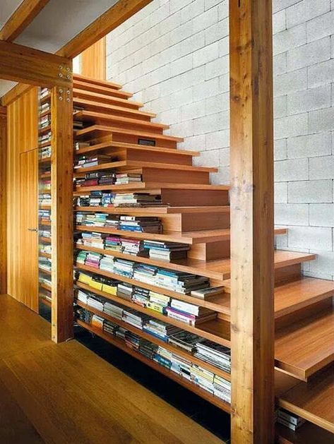 20 Ways to Turn Stairs into an Amazing Bookshelf Library Interesting Stairs, Staircase Bookshelf, Scale Loft, Basement Stairs Ideas, تحت الدرج, Diy Staircase, Loft Stairs, Escalier Design, Under The Stairs