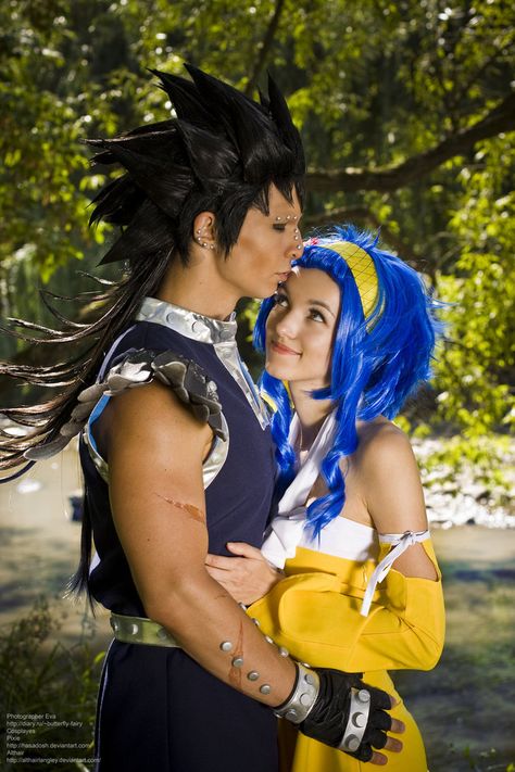 gajeel_Cosplay Fairy Tail Gajeel Cosplay, Manga Costume, Cosplay Fairy, Levi Cosplay, Cosplay Couple, Gajeel And Levy, Fairy Tail Cosplay, Couple Cosplay, Hallowen Costume