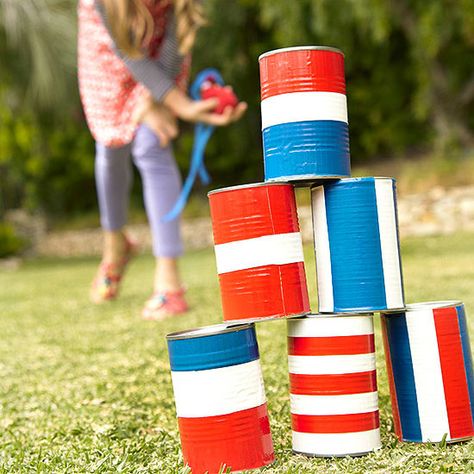 10 Easy DIY Patriotic Crafts at 31Daily.com 4th Of July Games, Outdoor Games For Kids, Fourth Of July Food, Bastille Day, Patriotic Crafts, 4th Of July Celebration, Patriotic Party, Backyard Games, Patriotic Holidays