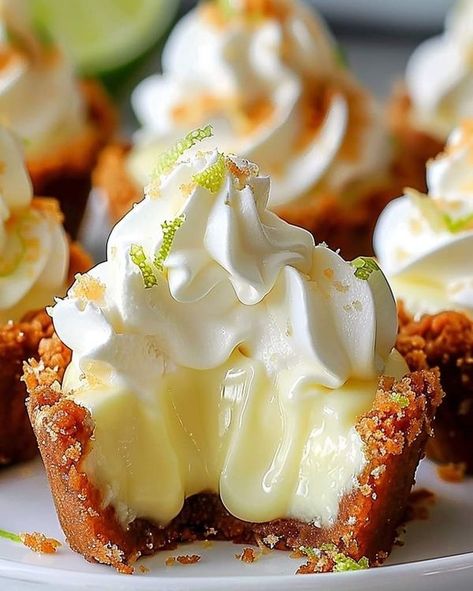 Key Lime Pie Recipe Easy, Avani Recipes, Key Lime No Bake, Optimal Recipes, Key Lime Pies, Mini Key Lime Pies, Key Lime Tarts, Key Lime Desserts, Lime Desserts