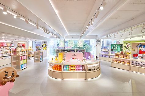 Gangnam Korea, Store Counter Design, Classroom Architecture, Line Friends Store, Stationery Store Design, Bts Season Greeting, Retail Space Design, Modern Cupboard Design, Concept Shop