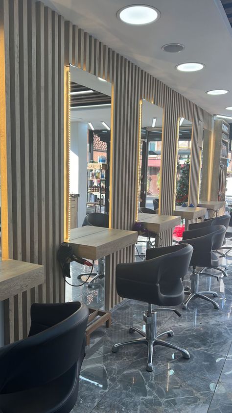 Saloon Shop Design, Men Salon Design, Unisex Salon Interior Design, Saloon Decor Interior Design, Beauty Parlour Interior Design, Modern Hair Salon Interior Design, Barbershop Design Interior, Modern Shelf Design, Parlour Design