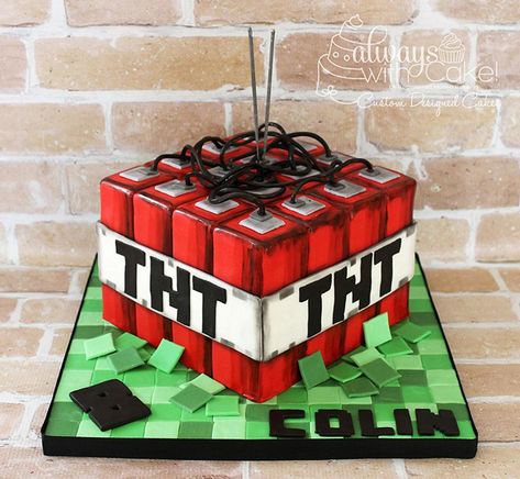 Minecraft Cake Cupcakes, Minecraft Tnt Cake, Tnt Cake, Minecraft Blueprint, Tnt Minecraft, Minecraft Tnt, Bolo Minecraft, Memes Minecraft, Minecraft Birthday Cake