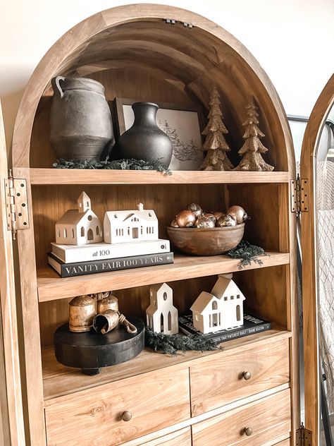 Dining Room Hutch Christmas Decor, Kitchen Open Shelving Christmas Decor, Decorate Hutch For Christmas, Staged Bookshelves, Kitchen Hutch Christmas Decor, Christmas Open Shelving Decor, Holiday Shelf Styling, Decorating Built Ins For Christmas, Bookshelf Christmas Decorating Ideas