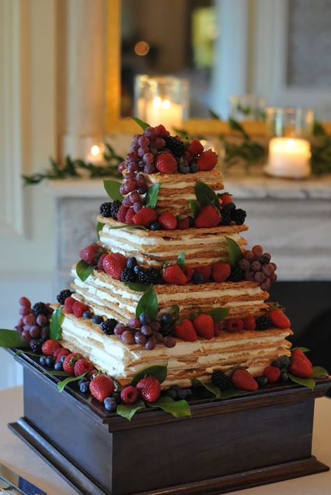 Tasty Italian Wedding Cakes ❤ See more: http://www.weddingforward.com/italian-wedding-cakes/ #weddings Italian Wedding Cakes, Torte Cupcake, Romantic Wedding Cake, Naked Cakes, Amazing Wedding Cakes, Wedding Cake Inspiration, Grooms Cake, Italian Wedding