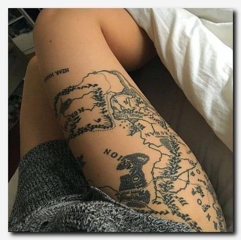 Tattoo Lower Back, Tolkien Tattoo, Lotr Tattoo, Game Of Thrones Tattoo, Lord Of The Rings Tattoo, Literary Tattoos, Map Tattoos, Marvel Tattoos, Shape Tattoo