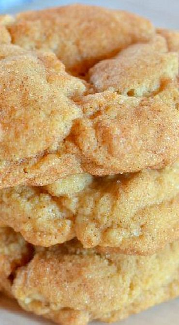 Drunken Snickerdoodle Cookies Drunken Desserts, Cookies Snickerdoodle, Boozy Baking, Best Snickerdoodle Cookies, Snickerdoodle Cookies Easy, Alcoholic Desserts, Cake Mug, Snickerdoodle Recipe, Boozy Desserts