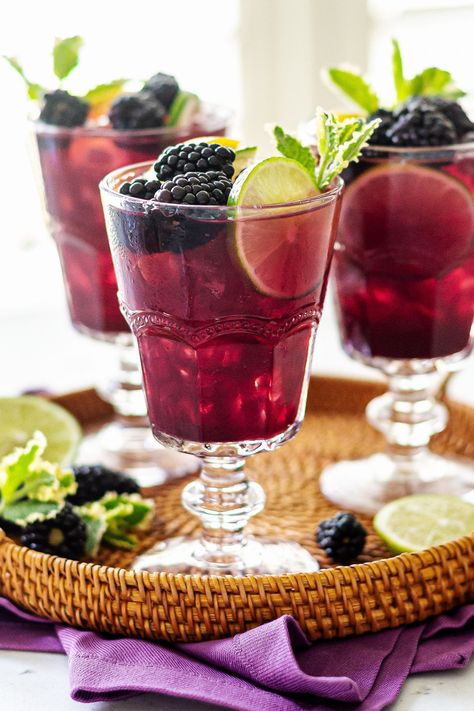 Blackberry Sangria Recipe, Tequila Sangria, Sangria Party, Blackberry Sangria, Summer Party Drink, Summer Sangria Recipes, Sangria Punch, Courtney Whitmore, Raspberry Sangria