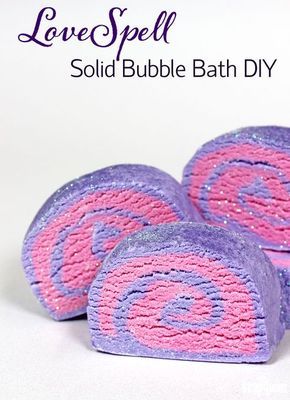 Bubble Bath Diy, Diy Bubble Bath, Lush Diy, Bath Diy, Solid Bubble Bath, Savon Diy, Bath Bomb Recipes, Bubble Bars, Diy Spa