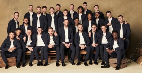 England on Twitter: "Ready for the @FIFAWorldCup! 📸 #ThreeLions | @marksandspencer https://t.co/cP6RCQqjug" / Twitter Nike Event, England World Cup Squad, England National Football Team, England Team, James Maddison, Squad Pictures, England National Team, England Football Team, England Players