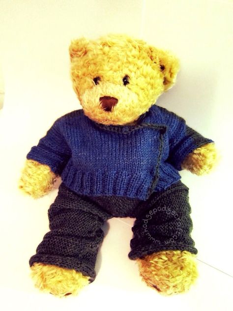 Build A Bear Clothes Pattern, Knitting Bear, Teddy Bear Patterns Free, Teddy Bear Knitting Pattern, Christmas Knitting Patterns Free, Build A Bear Outfits, Teddy Bear Sweater, Bear Patterns Free, First Sewing Projects