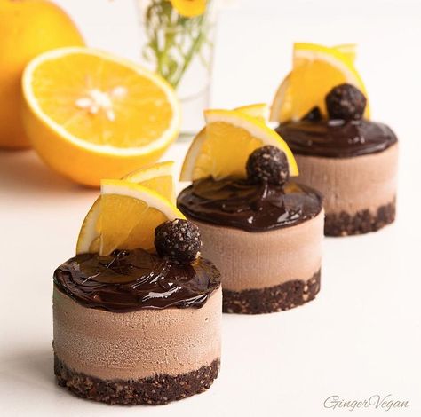 Orange Cheesecake Recipes, Chocolate Orange Cheesecake, Orange Cheesecake, Chilled Desserts, Cheesecake Mousse, Orange Chocolate, Cheesecake Desserts, Chocolate Orange, Chocolate Cream