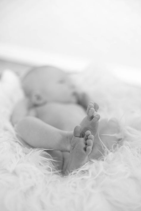 #newborn #newbornphotography #photography #baby #babies #ksuzanne #ksuzannephotography #feet #toes #blackandwhite South Haven, Grand Haven, Ann Arbor, Grand Rapids, Arbor, Engagement Photography, Newborn Photography, Holland, Baby Face