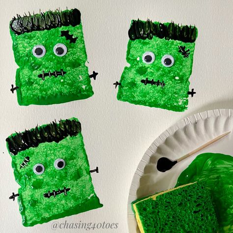 Frankenstein Crafts Preschool, Halloween Theme Preschool, Sponge Crafts, Frankenstein Craft, Green Activities, Halloween Craft Activities, Halloween Crafts Preschool, Sponge Painting, Halloween Preschool