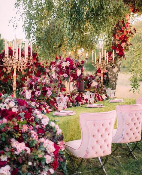 Luxury Florists, Outdoor Dinner, Table Set Up, Wedding Styling, Floral Designer, Mod Wedding, Star Wedding, Wedding Reception Decorations, Red Wedding