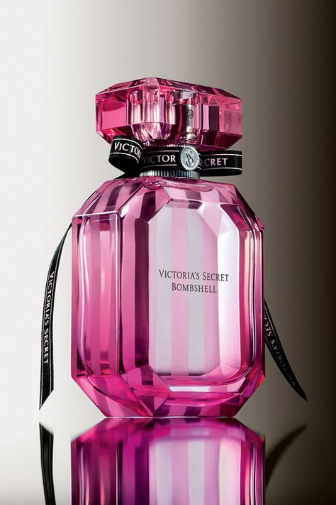 Victorias Secret Victoria Secret Bombshell Perfume, Bombshell Perfume, Fragrance Quote, Koleksi Parfum, Perfume Quotes, Vanilla Lace, Parfum Victoria's Secret, Victoria's Secret Perfume, Perfume Vintage