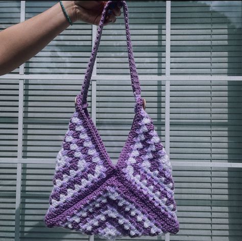 Purple Things To Crochet, Purple Crochet Bag As Gift, Purple Crochet Projects, Purple Everyday Crochet Tote Bag, Purple Crochet, Purple Crochet Bag, Light Purple Crochet, Daily Use Purple Crochet Bag, Purple Crochet Tote Bag