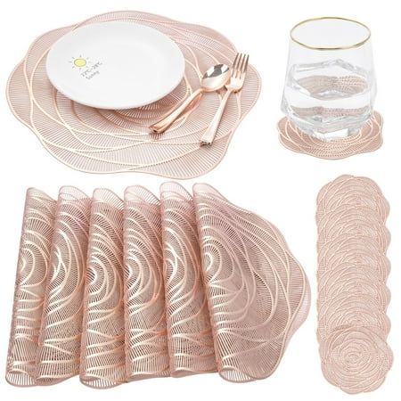 Dining Table Centerpieces For Home, Dining Table Centerpieces, Pink Table Settings, Pink Tablescape, Gold Placemats, Dining Centerpiece, Gold Table Setting, Golden Table, Rose Gold Table