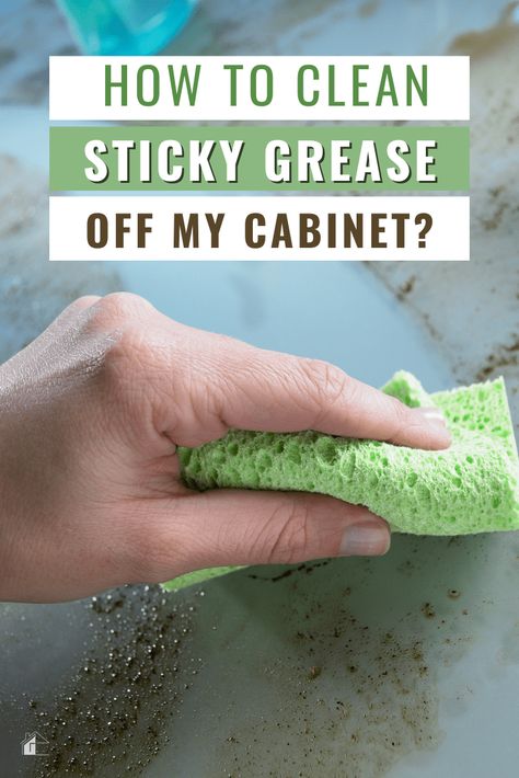 Grease Off Kitchen Cabinets, Kitchen Degreaser, Cleaning Grease, Grease Remover, Cleaning Cabinets, Clean Kitchen Cabinets, Old Kitchen Cabinets, Diy Cleaning Solution, Homemade Cleaning Solutions