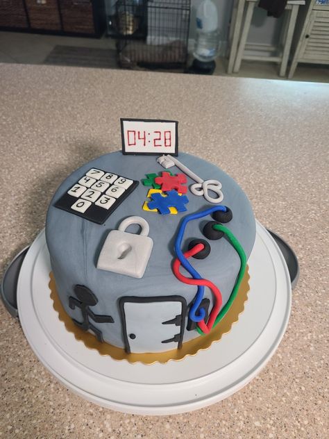 Escape room fondant birthday cake Escape Room Birthday Cake Ideas, Escape Room Cake Ideas, Detective Cake, Detective Birthday Cake, Diy Escape Room Birthday Party, Escape Room Birthday Invitations, Escape Room Themes, Fondant Cakes Birthday, Escape Room For Kids