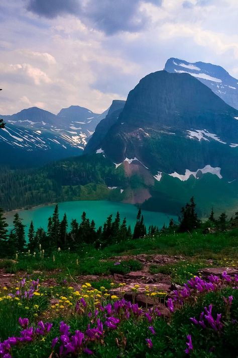 Nature Appreciation, Grinnell Lake, World Most Beautiful Place, Wilderness Camping, Hiking Destinations, Places In The World, Usa Travel Destinations, Beautiful Places In The World, Camping Experience