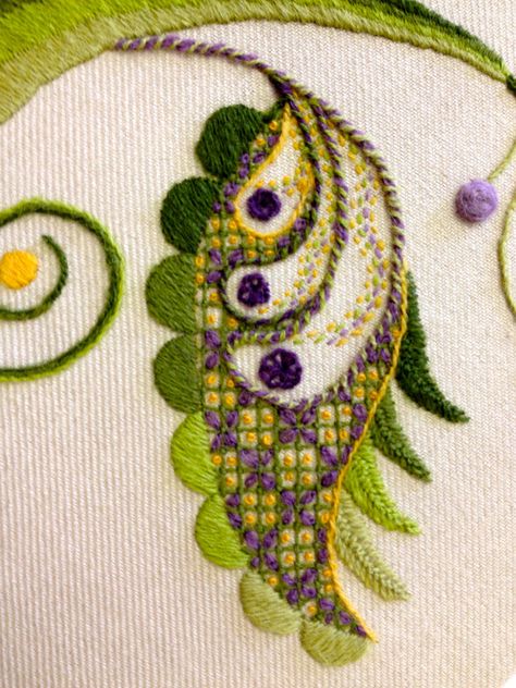 Jacobean Crewelwork, Bordado Jacobean, Crewel Embroidery Tutorial, Jacobean Embroidery, Crewel Embroidery Patterns, 그림 낙서, Crewel Embroidery Kits, Wool Embroidery, Love Stitch