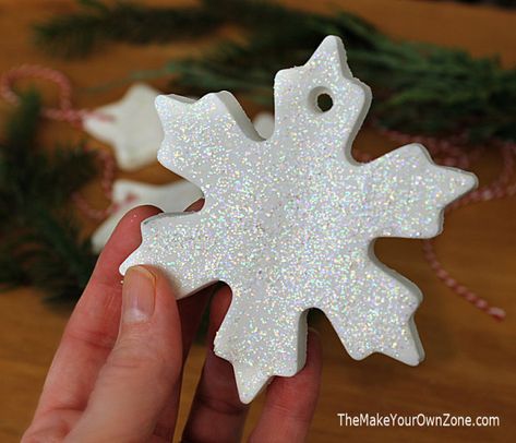 Baking Soda Ornaments {DIY White Clay} Baked Dough Ornaments, Baking Soda Cornstarch Ornaments, Diy Cornstarch Ornaments, Salt Dough Ornament Decorating Ideas, Cornstarch Ornaments Recipe, Cornstarch And Baking Soda Ornaments, White Salt Dough Ornaments, Cornstarch Clay Ornaments, Baking Soda Clay Ornaments