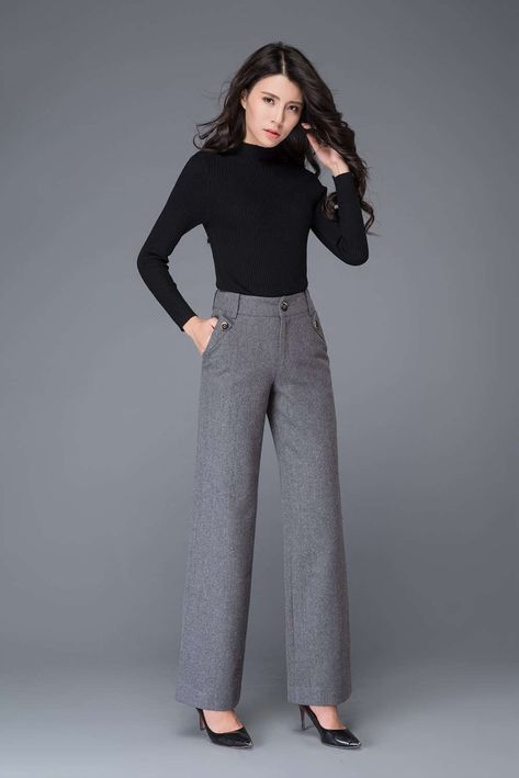 Formal Pants Women, Grey Pants Outfit, Work Attire Women, Simple Work Outfits, Work Outfit Inspiration, Maxi Pants, Office Attire, Casual Work Outfits, Work Outfits Women