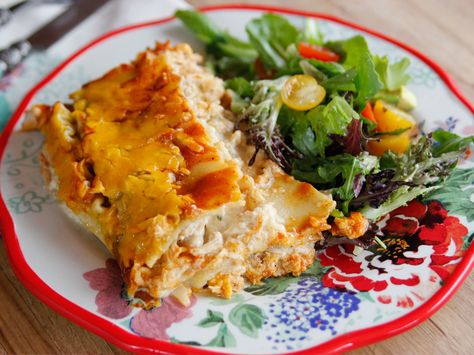 Chicken Enchilasagna recipe from Ree Drummond via Food Network                                                                                                                                                                                 More Chicken Enchilasagna, Classic Chicken Salad Recipe, Classic Chicken Salad, Chicken Lasagna Recipe, Ree Drummond Recipes, Chicken Lasagna, Chicken Salad Recipe, Pioneer Woman Recipes, Chicken Main Dishes