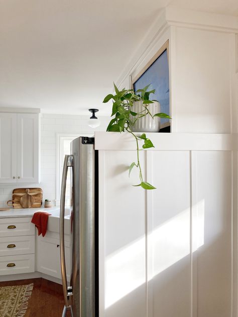 Cabinet above toilet